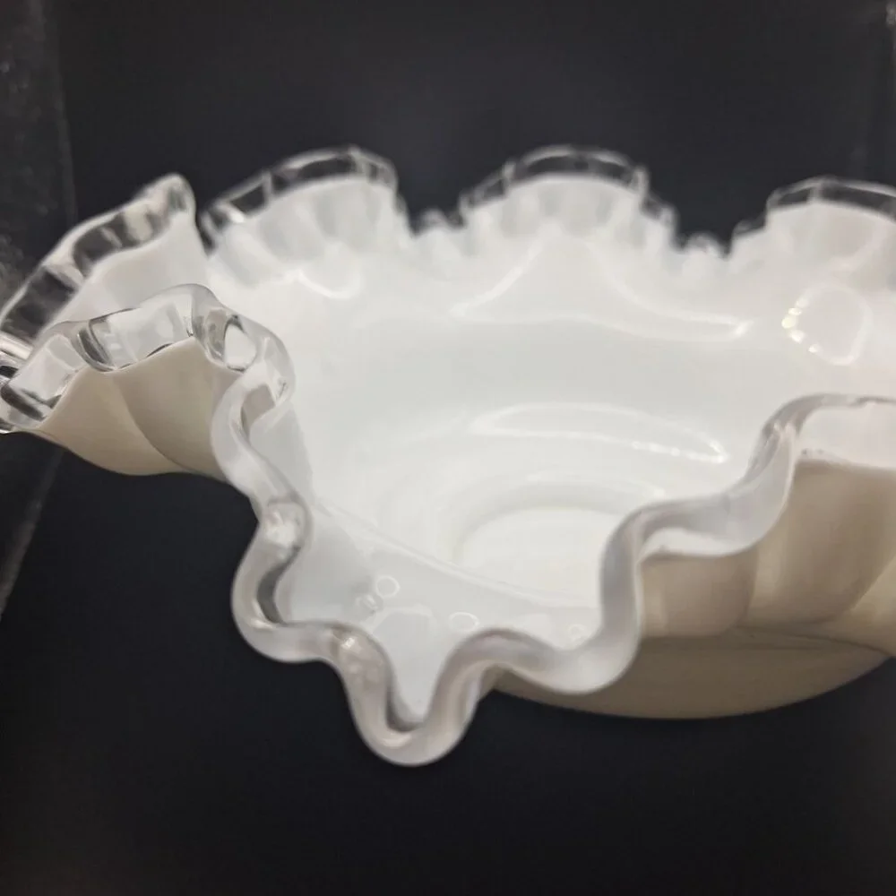 Fenton Silver Crest Ruffle‎ Bowl White Milk Glass Clear Edge 10 Inch Unmarked